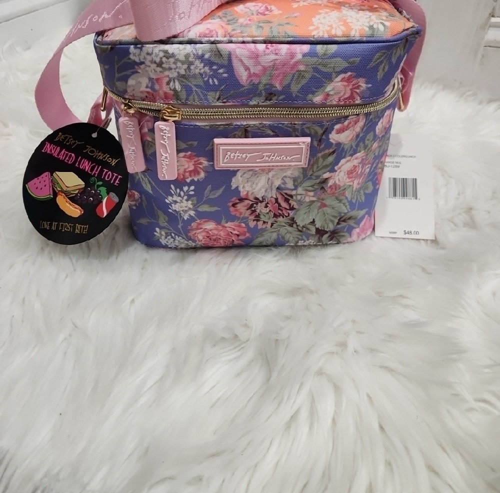 💜🔹️Betsey Johnson 🔹️Floral Crossbody Lunch  Bag - Pink and Purple Lunch Bag - Picture 4 of 4